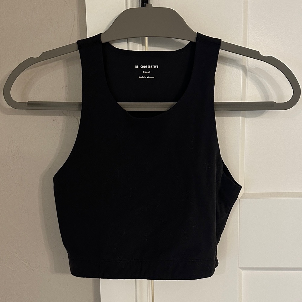 Cooperative Black Sleeveless Crop Top